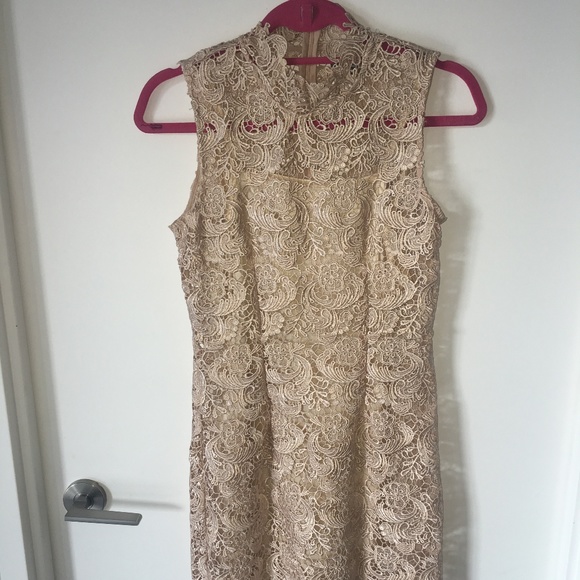 Gracia Lace Dress - Picture 3 of 7